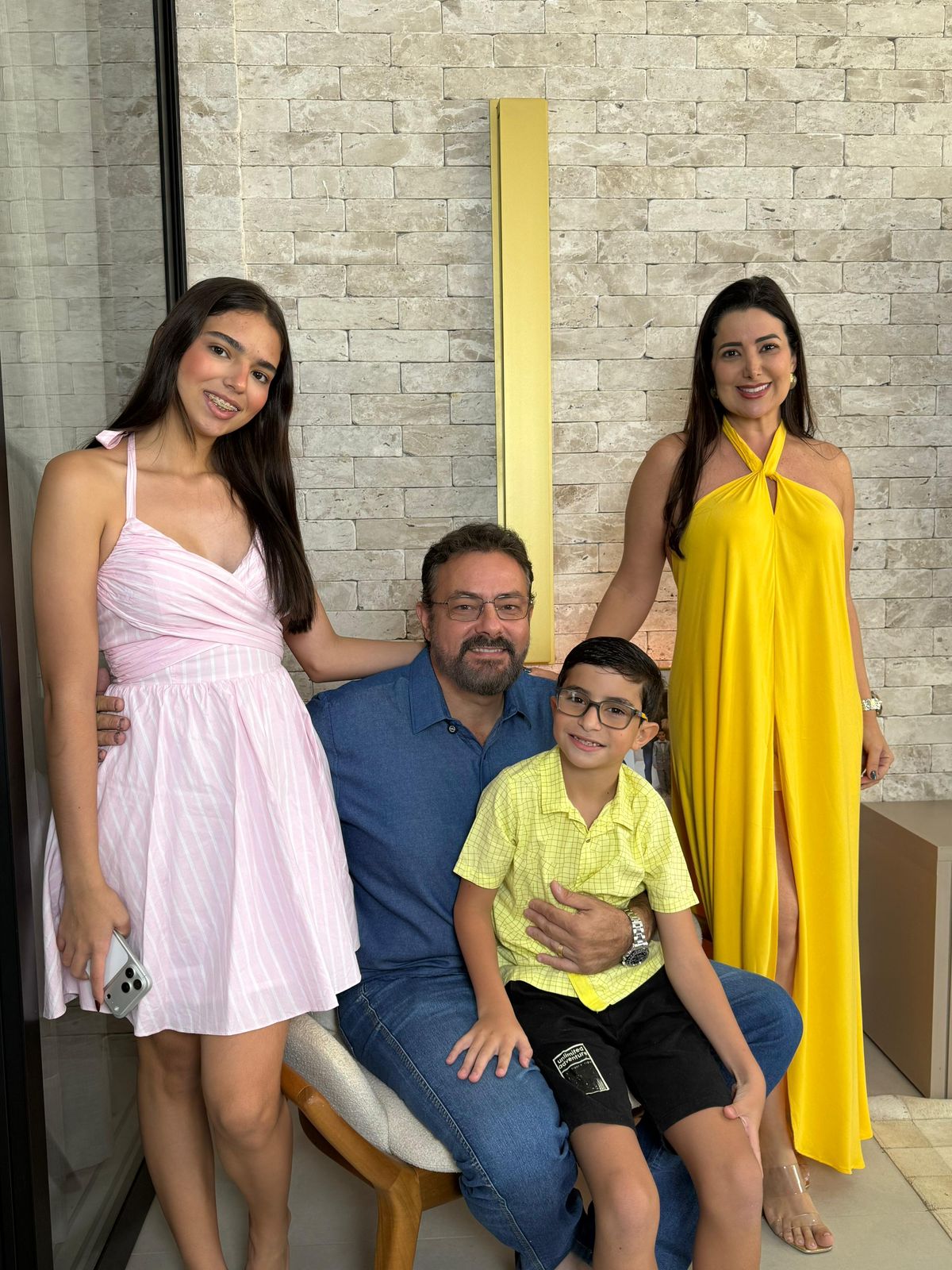 Júnior Betão com sua família